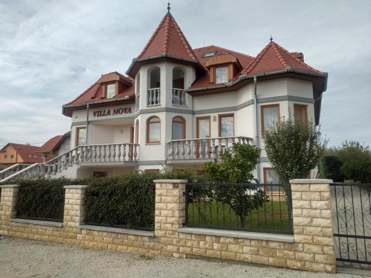 Villa Nova Hévíz Eksteriør bilde